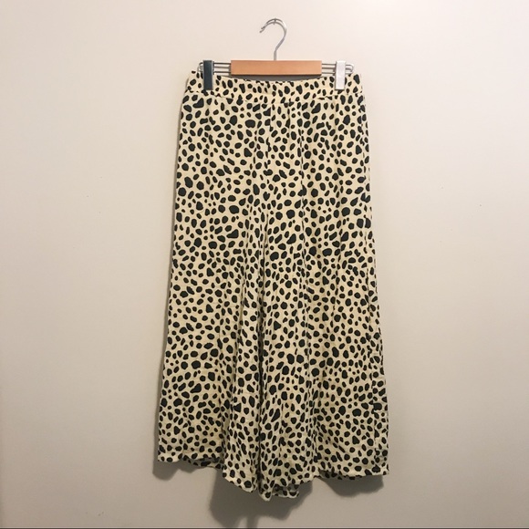 Soaked in Luxury Mika Culottes, Size Medium - Picture 2 of 6